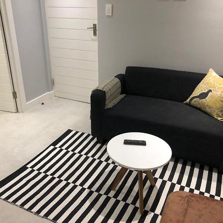 Private Bachelor Pad In Sea Point Apartman Fokváros Kültér fotó