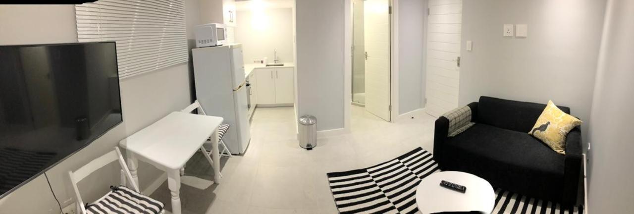 Private Bachelor Pad In Sea Point Apartman Fokváros Kültér fotó