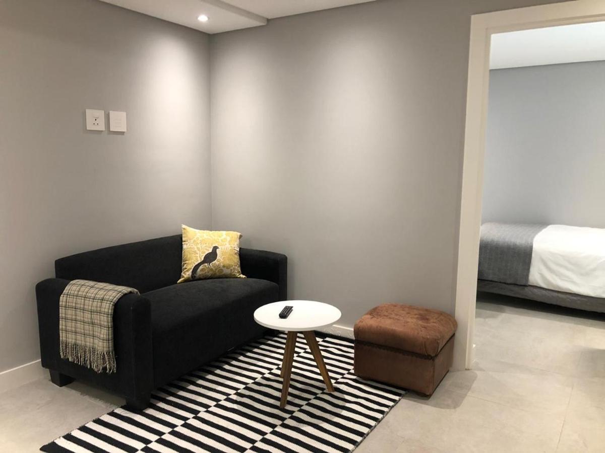 Private Bachelor Pad In Sea Point Apartman Fokváros Kültér fotó