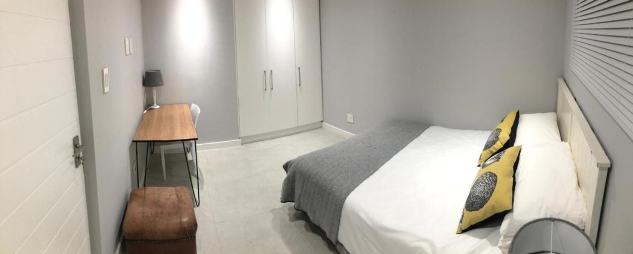 Private Bachelor Pad In Sea Point Apartman Fokváros Kültér fotó